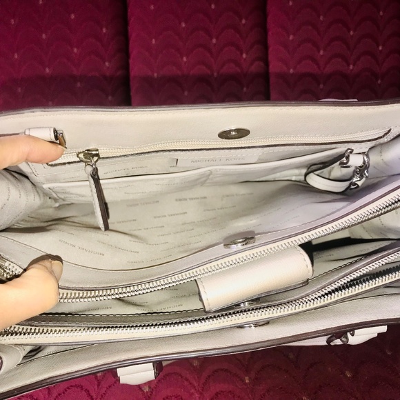 Michael Kors Women's Satchel Medium Sutton Gusset Cement Color Handbag Bag - Picture 8 of 10